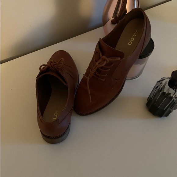 Flat oxford’s - Picture 3 of 4